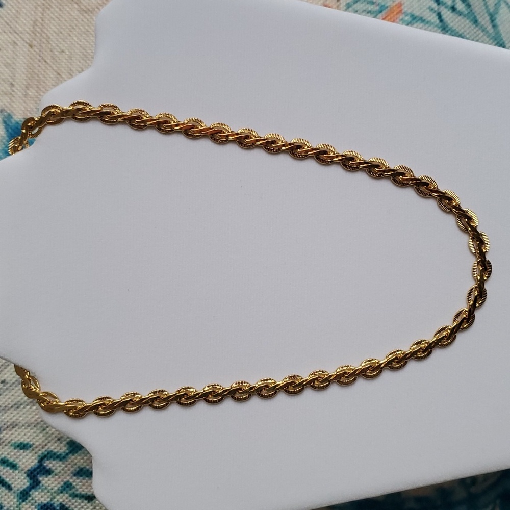 Vintage 80's Goldtone Link Chain - Picture 5 of 15